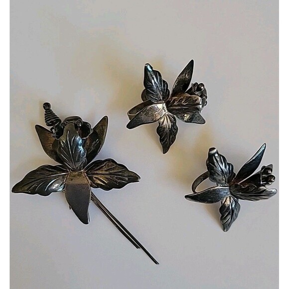 Taxco Mexico 925 Iris Flower Ornate Design Brooch Pin Screw Back Earrings Set - Picture 3 of 16